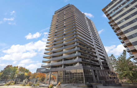 100 Rue Murray, app. 1008 Montréal (Le Sud-Ouest) H3C 1A2